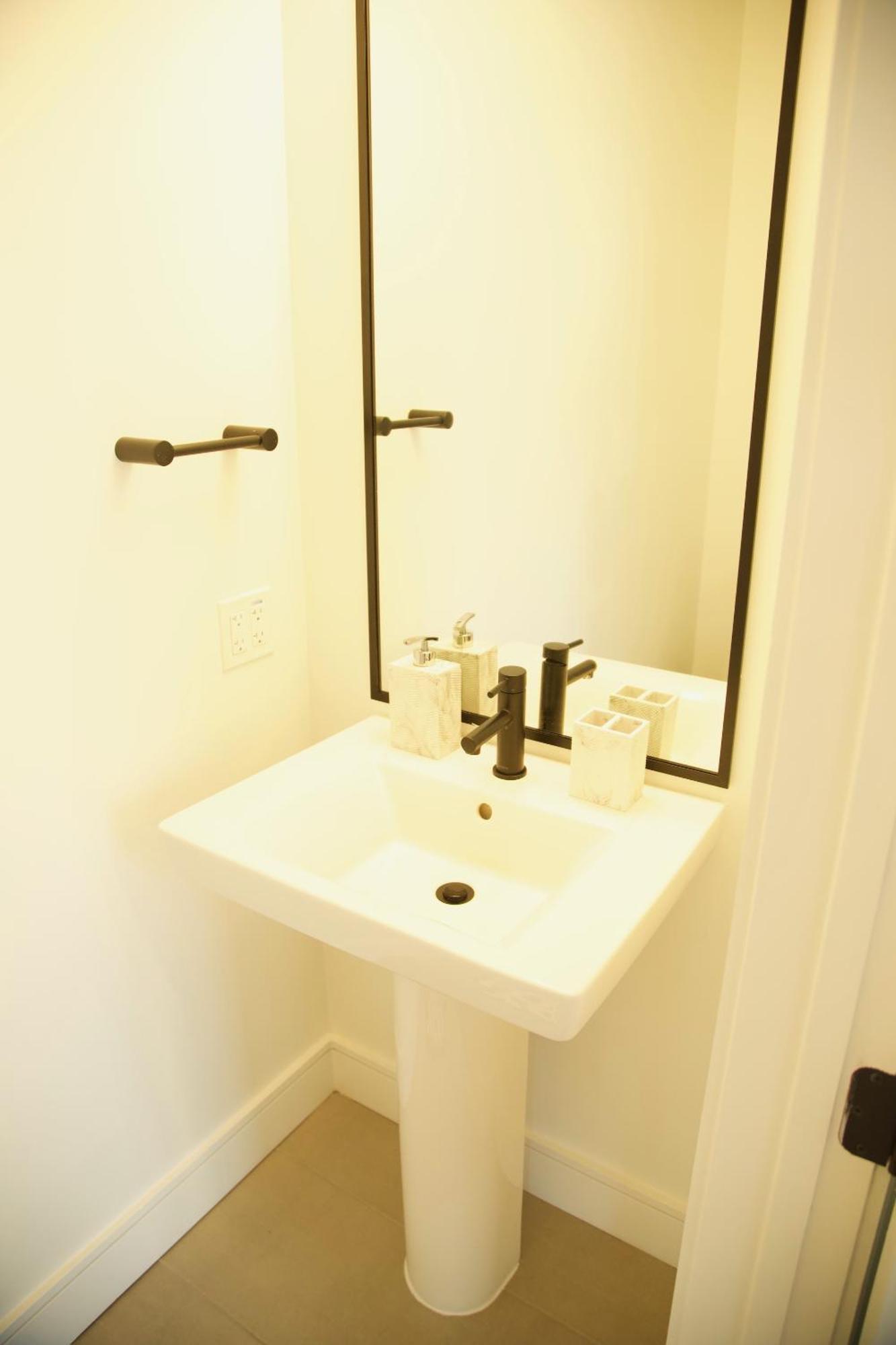 Cozy Home Toyota Center Houston Ngoại thất bức ảnh